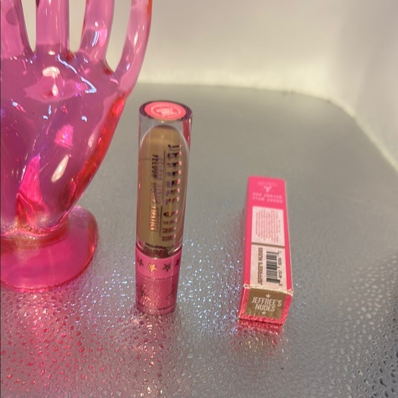 Jeffree Star Pink Lipstick and Gloss Duo - Picture 2 of 4